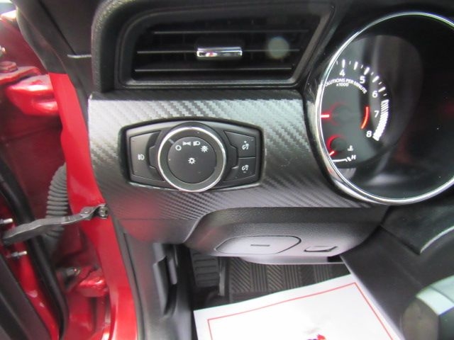 Ford Mustang V6 Coupe 2017