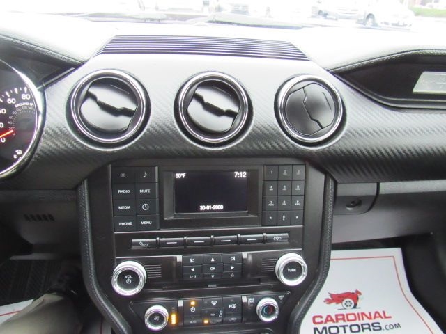 Ford Mustang V6 Coupe 2017