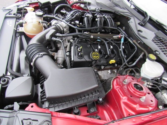 Ford Mustang V6 Coupe 2017