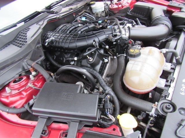 Ford Mustang V6 Coupe 2017