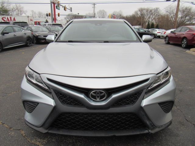 Toyota Camry SE 2018