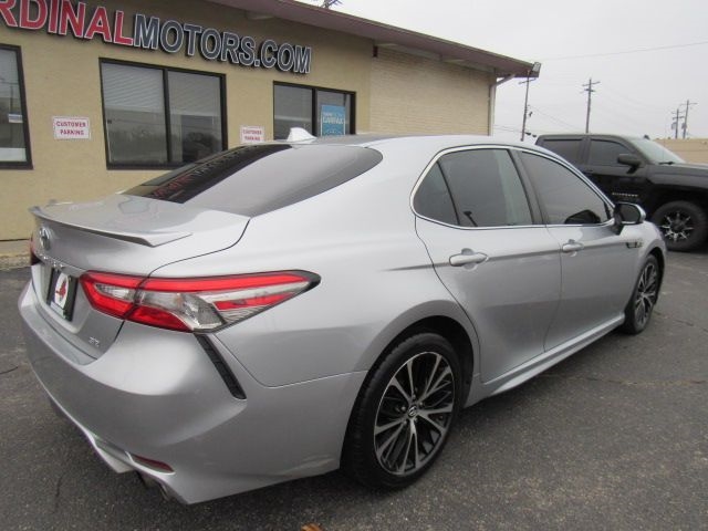 Toyota Camry SE 2018