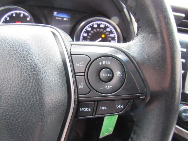 Toyota Camry SE 2018