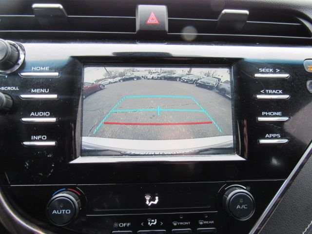 Toyota Camry SE 2018