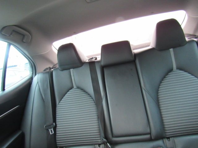 Toyota Camry SE 2018