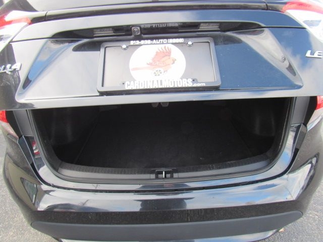 Toyota Corolla LE 2022