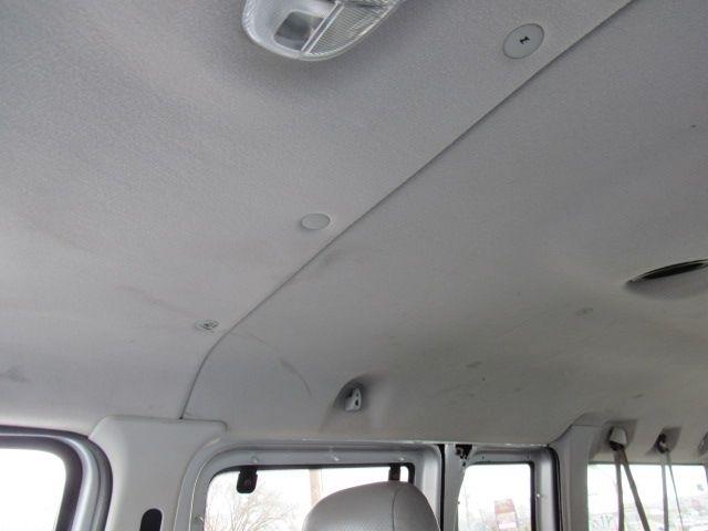 Ford Econoline E-350 XL Super Duty 2014