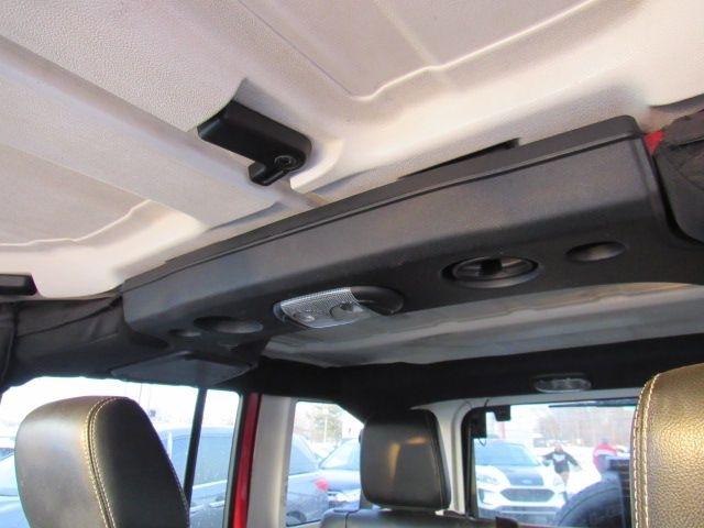 Jeep Wrangler Unlimited Sahara 4WD 2015