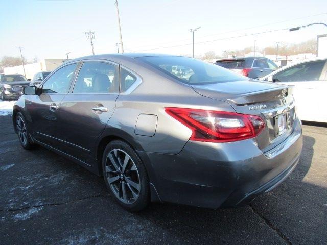 Nissan Altima 2.5 SR 2017