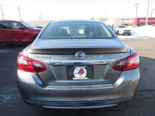 Nissan Altima 2.5 SR 2017