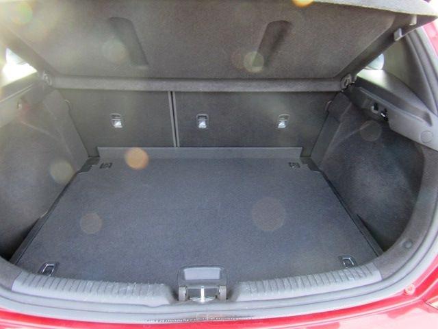 Hyundai Elantra GT 2.0L 6A 2018