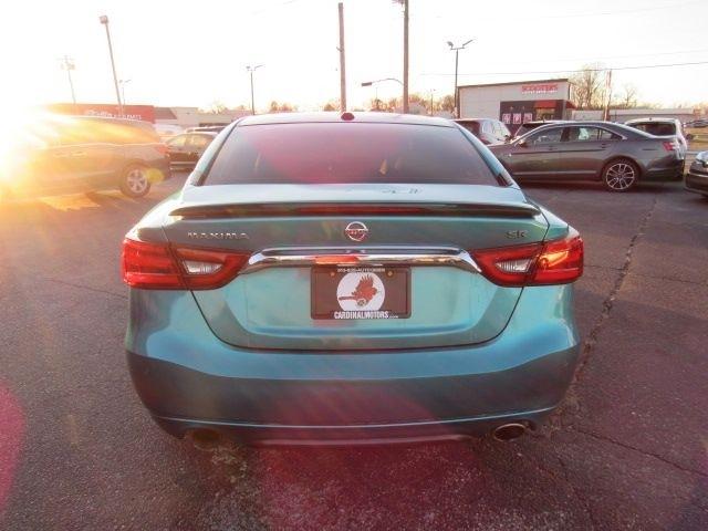 Nissan Maxima 3.5 SR 2016