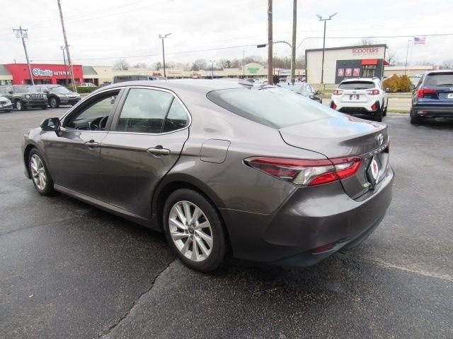 Toyota Camry LE 2021