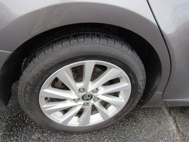 Toyota Camry LE 2021