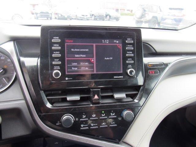 Toyota Camry LE 2021