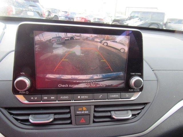 Nissan Altima 2.5 SV 2022