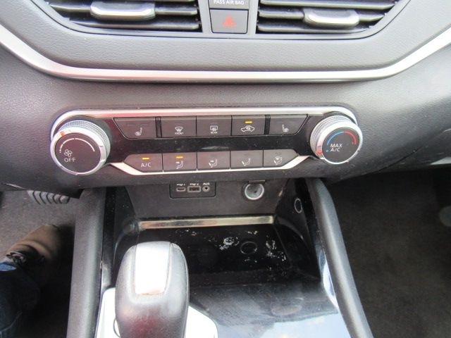 Nissan Altima 2.5 SV 2022