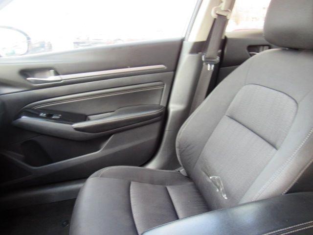 Nissan Altima 2.5 SV 2022