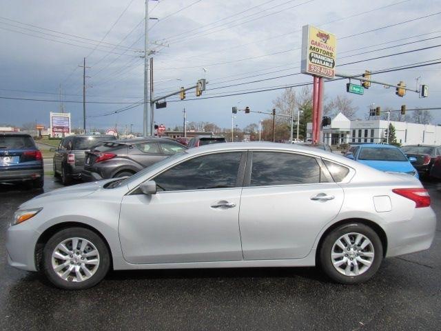 Nissan Altima 2.5 SV 2022