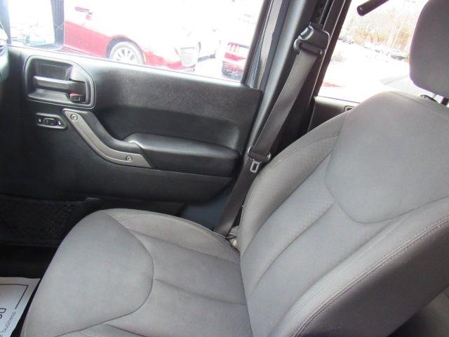 Jeep Wrangler Unlimited Sport 4WD 2017