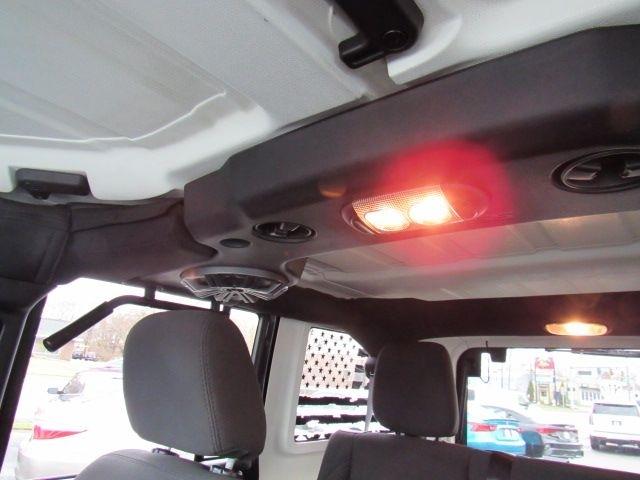 Jeep Wrangler Unlimited Sport 4WD 2017