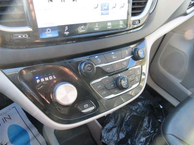 Chrysler Pacifica Touring-L 2022