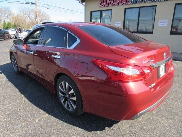 Nissan Altima 2.5 SV 2017
