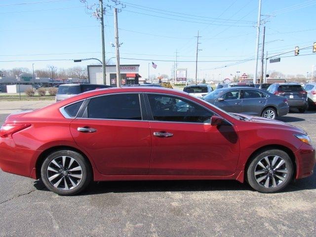 Nissan Altima 2.5 SV 2017