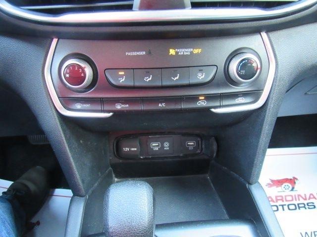 Hyundai Santa Fe SE 2.4 2020