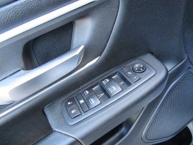 RAM 1500 Big Horn Crew Cab SWB 4WD 2020