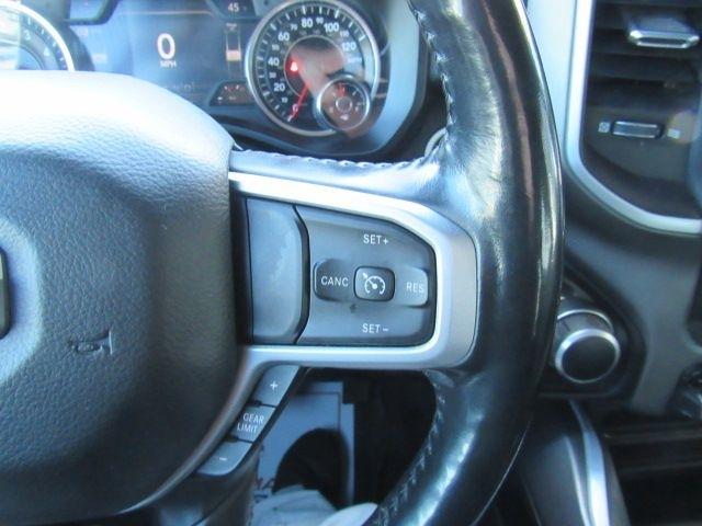 RAM 1500 Big Horn Crew Cab SWB 4WD 2020