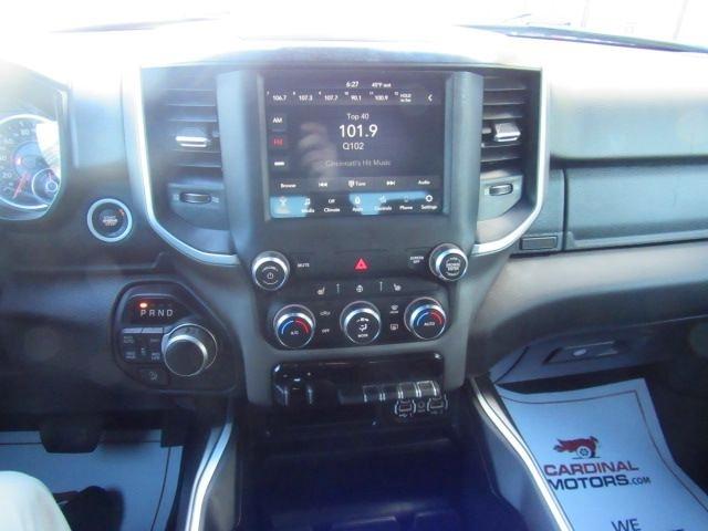 RAM 1500 Big Horn Crew Cab SWB 4WD 2020