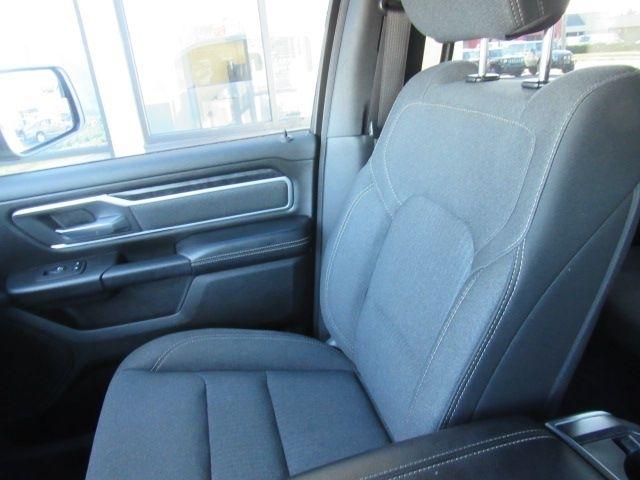 RAM 1500 Big Horn Crew Cab SWB 4WD 2020