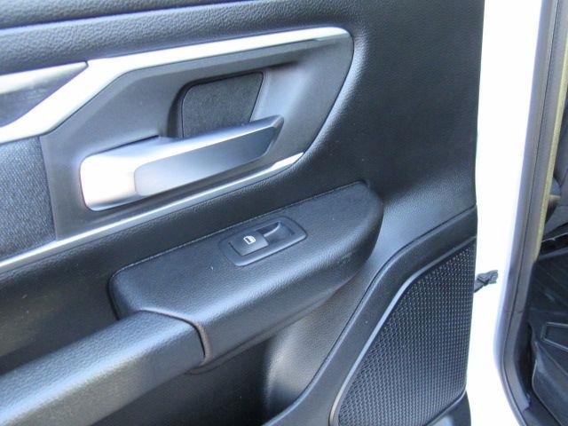 RAM 1500 Big Horn Crew Cab SWB 4WD 2020