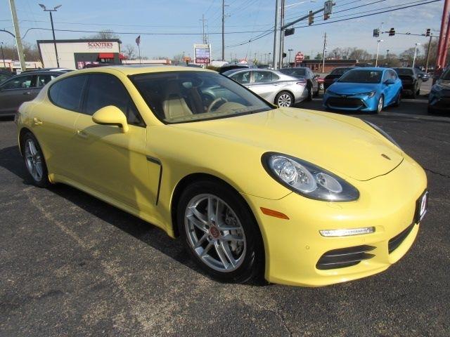 2014 Porsche Panamera 4
