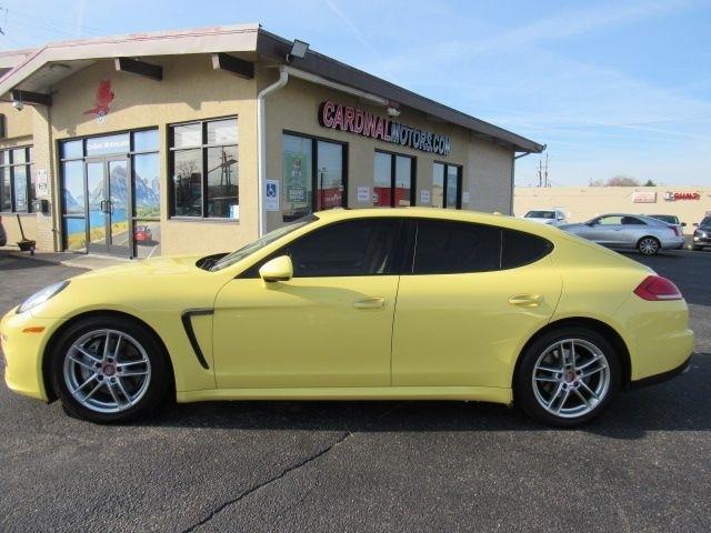 Porsche Panamera 4 2014