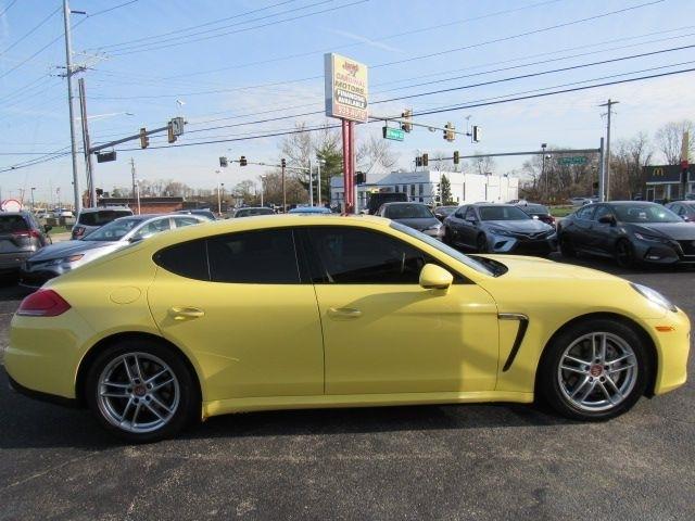 Porsche Panamera 4 2014