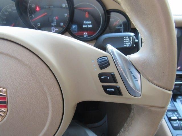 Porsche Panamera 4 2014