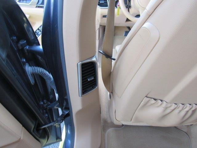 Porsche Panamera 4 2014