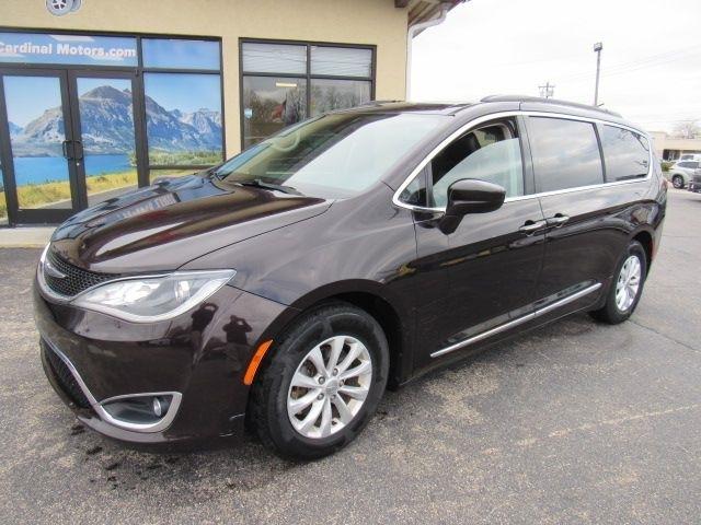 Chrysler Pacifica Touring-L 2017