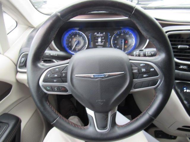 Chrysler Pacifica Touring-L 2017