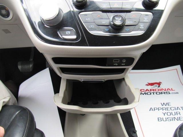 Chrysler Pacifica Touring-L 2017