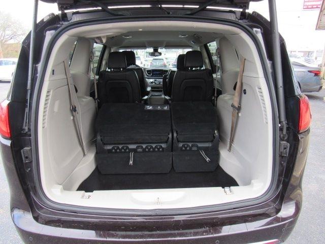 Chrysler Pacifica Touring-L 2017