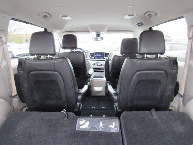 Chrysler Pacifica Touring-L 2017