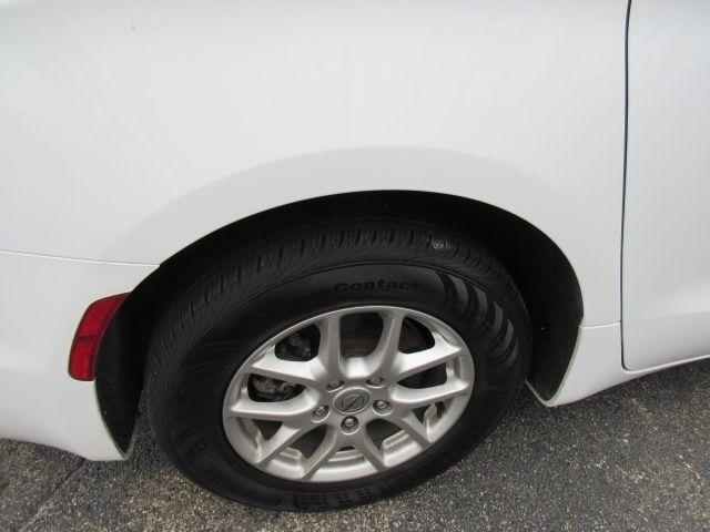 Chrysler Pacifica Touring 2023