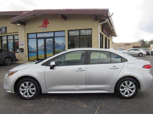 Toyota Corolla LE 2022