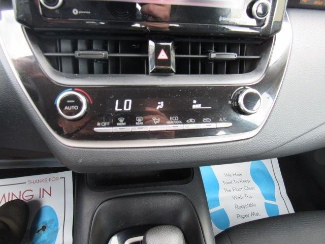 Toyota Corolla LE 2022
