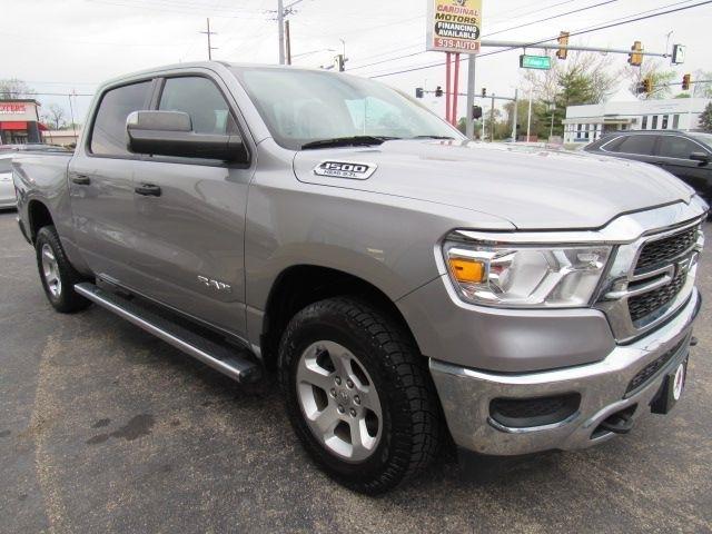 RAM 1500 Tradesman Crew Cab SB 4WD 2019