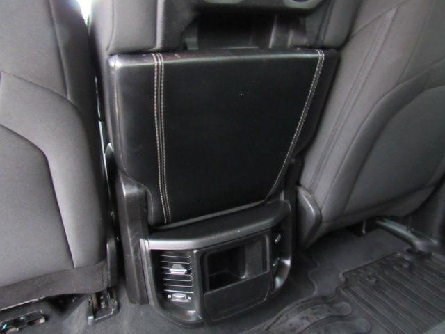 RAM 1500 Tradesman Crew Cab SB 4WD 2019