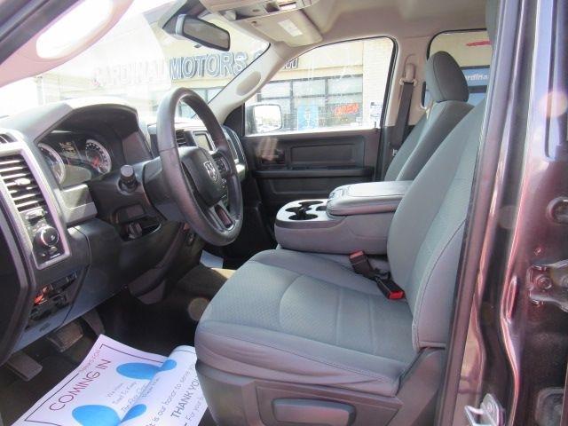 RAM 1500 Tradesman Crew Cab SWB 4WD 2016